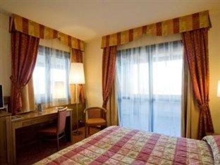 Master Hotel
